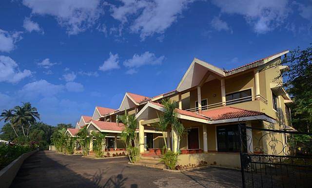Treehouse Blue Villas